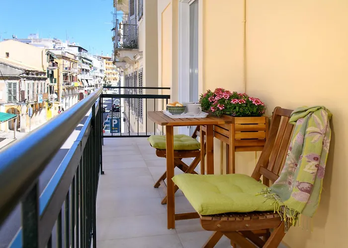 Athinas Corfu Town Апартаменты *